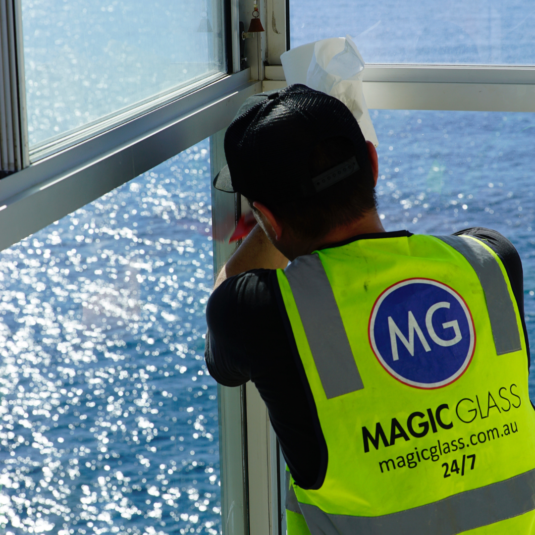 Emergency Glazier in Sydney - Ready Now!